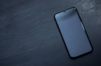 What are the reasons behind blackout of mobile screen, how can you fix it yourself?