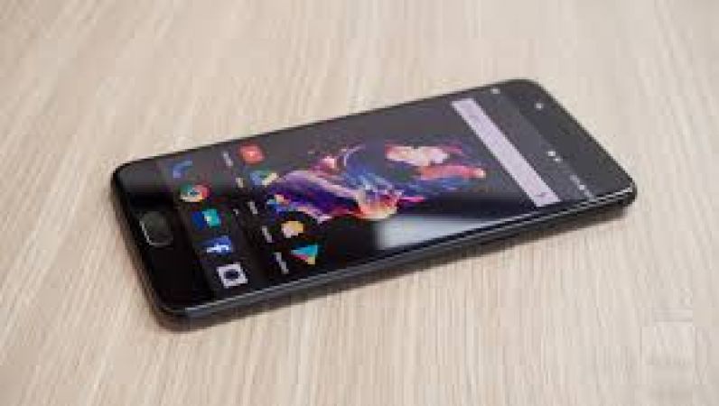 Due to these special features, OnePlus 5T is different from other smartphones