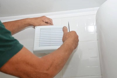 Old exhaust fan makes noise, these 3 tricks will make it silent and it will run like new
