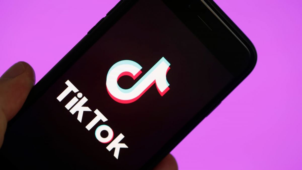 Centre Issues Notices to TikTok and Helo; Threatens to Ban Apps