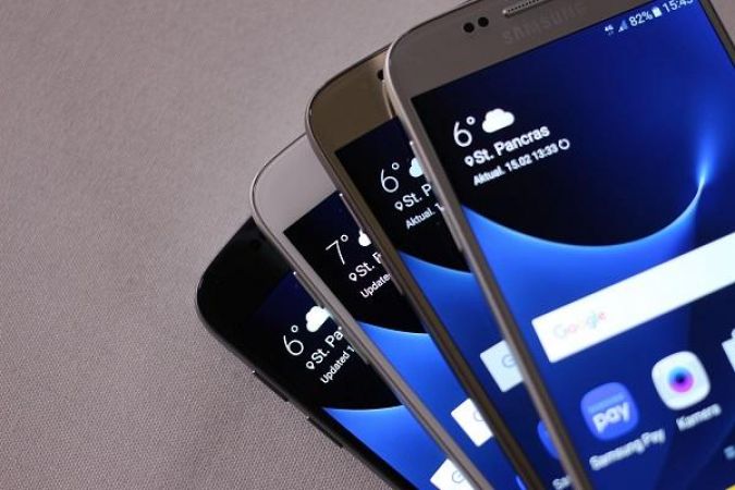चीन के स्मार्टफोन बाजार में आयी 4 फीसदी गिरावट- रिपोर्ट