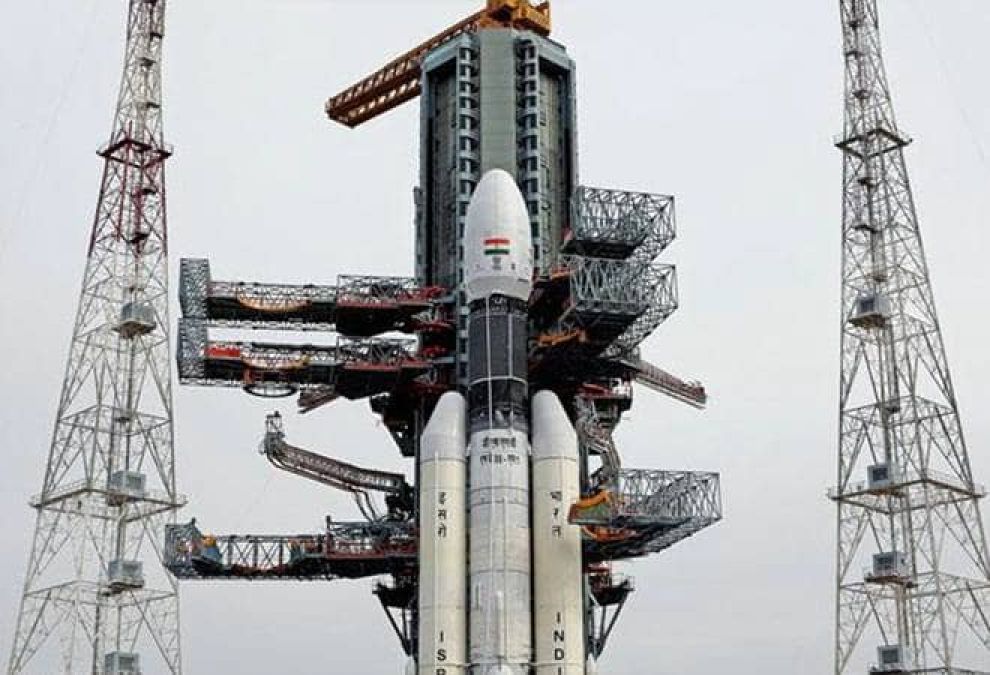Chandrayaan-2 : लाइव लॉन्च देखने का सुनहरा मौका, जानिए कहां करें रजिस्ट्रेशन