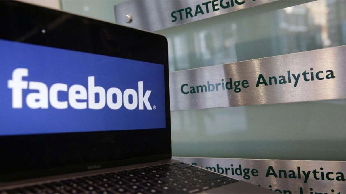 कैंब्रिज एनालिटिका पर ठुका मुकदमा, फेसबुक यूजर्स से जुड़ा है मामला