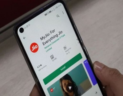 जानिये Jio, Airtel और Vodafone के शानदार प्लान