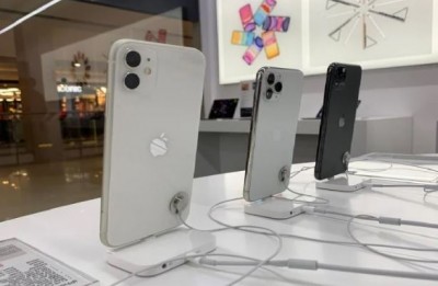 Apple's 25 stores open in US, 100 other stores to be opened soon