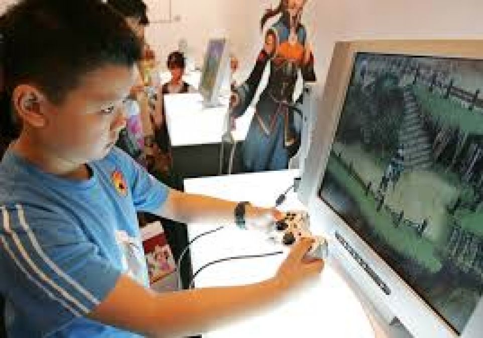 18 साल से कम उम्र के बच्चे नहीं खेल पाएंगे ऑनलाइन गेम, चीन सरकार का बड़ा फैसला