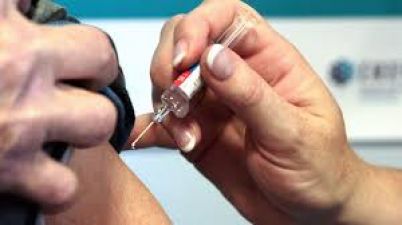 टीकों के विरुद्ध गलत मेसेज देने में हुआ सोशल मीडिया का उपयोग