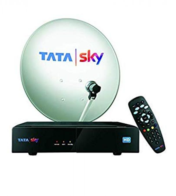 Tata Sky सेट-टॉप बॉक्स की खरीद पर दे रही बड़ा फायदा, एक बार जरूर जानिए ये शानदार ऑफर