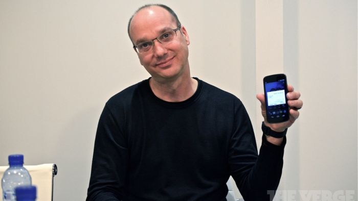 Andriod founder Andy Rubin present itself with new phone