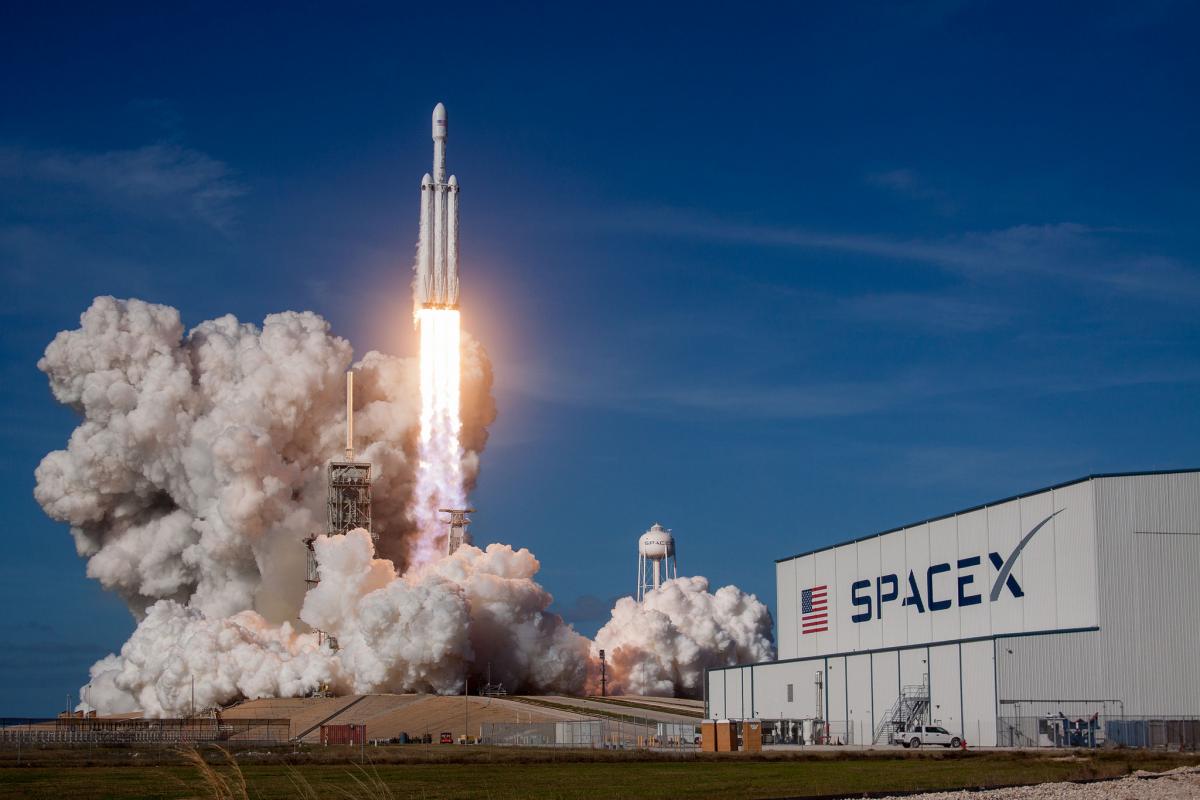 SpaceX carries out first commercial launch with its Falcon Heavy rocket