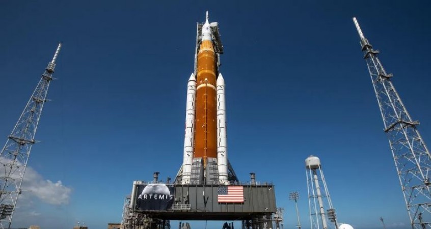 NASA to roll out Artemis I spacecraft to launchpad and discuss science payloads
