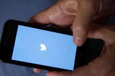 Twitter might be closed for iPhone users