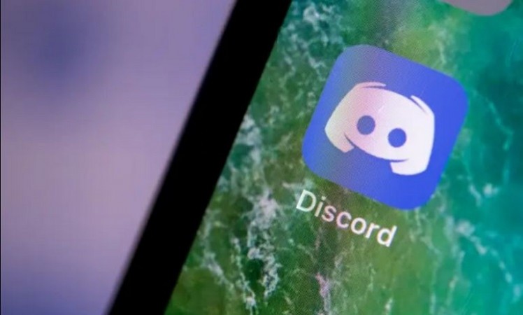 Overview: Discord - Connecting Communities and Interests Online