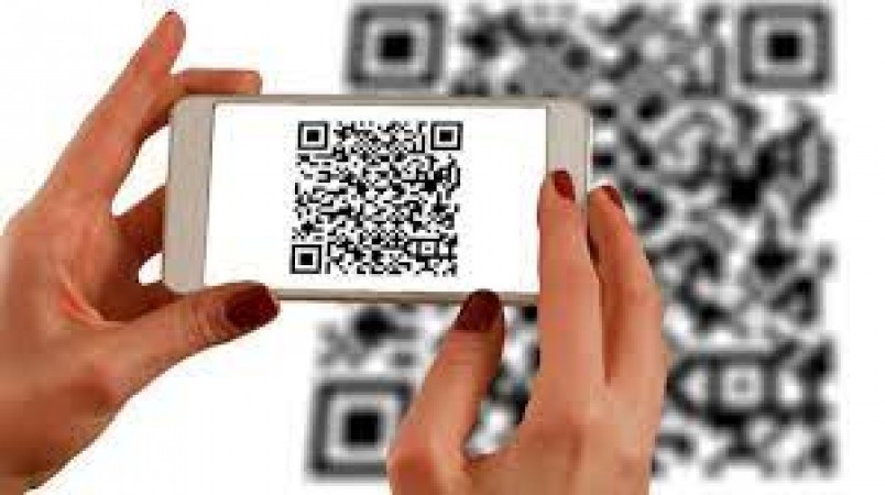 QR Code Scam: Be careful if you scan QR code! Recognize this scam otherwise your account will not be empty
