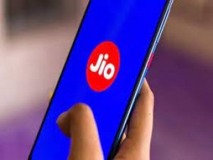 Free 18GB Data-Access to 14 OTT Apps! Crores of Jio users benefited