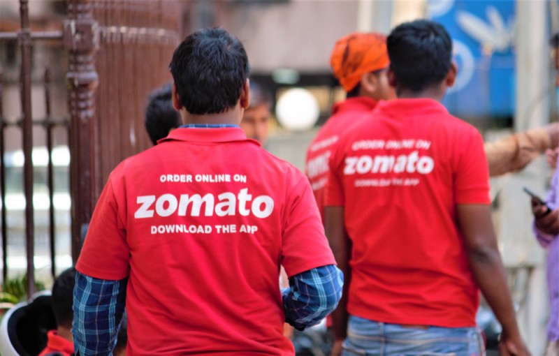 Zomato will pay delivery partners more Because of Hike in Fuel Prices