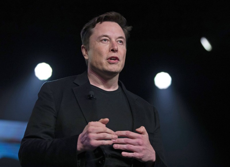 Elon Musk to Come Out from the Controversy and Look into Owns Business