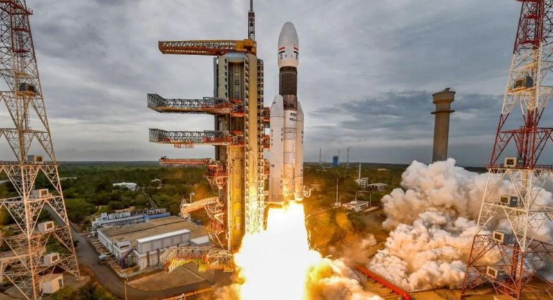 ISRO launched India's largest LVM3 rocket with 36 36 OneWeb satellites