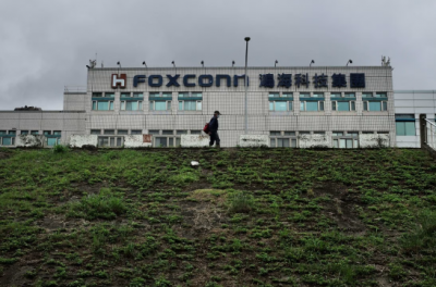 Labour's exodus hits iPhone capacity in Foxconn