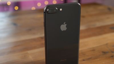 Apple accused of stealing dual camera technology