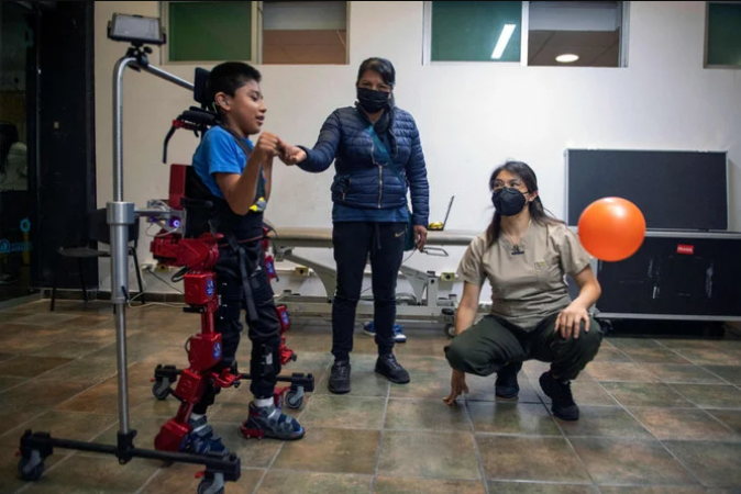 A robotic suit gives paralysed children the ability to walk