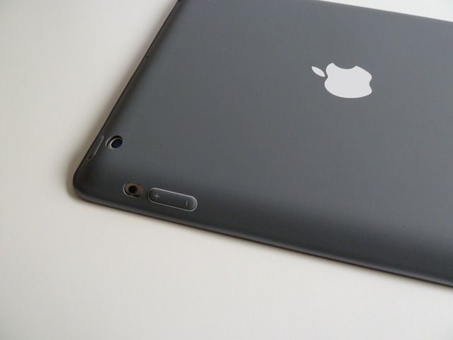 अपने स्मार्टफोन के लिए Apple ने लॉन्च किया स्मार्ट केस