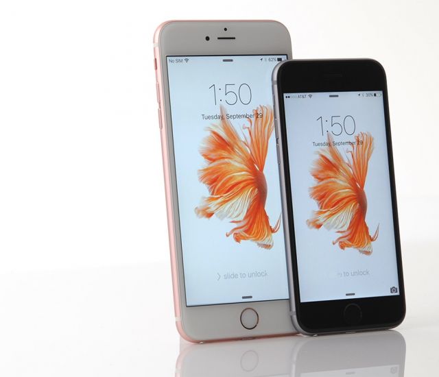 Apple ने अपने स्मार्टफोन Iphone 6S और Iphone 6S Plus की कीमतों में की कटौती