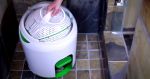 Video: इस मशीन से कपड़े धोएंगे तो बिजली बिल नहीं आएगा