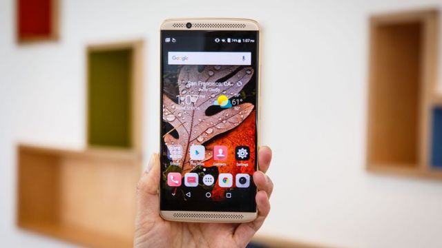 The new Axon 7, premium phone under budget