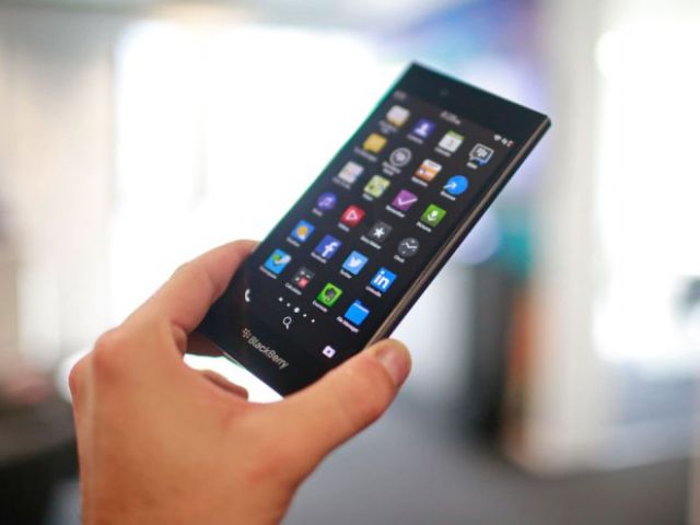 BlackBerry बंद कर देगी स्मार्टफोन का निर्माण