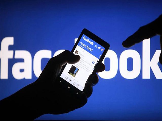 फेसबुक प्रोफाइल में मोबाइल नंबर डालना हो सकता है घातक