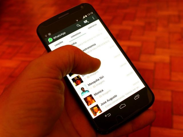 You can stream shared video while Downloading; Gets Animated GIF Image Support on Android version of Whatsapp