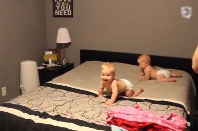 Video : देखिये Dad और उनके Triplets का ये फनी और क्यूट विडियो