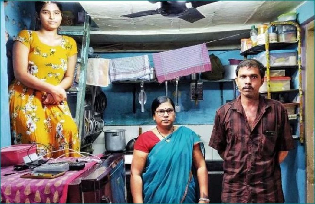 Mumbaikars helped vegetable seller whose picture went viral, received financial aid of Rs2 lakh