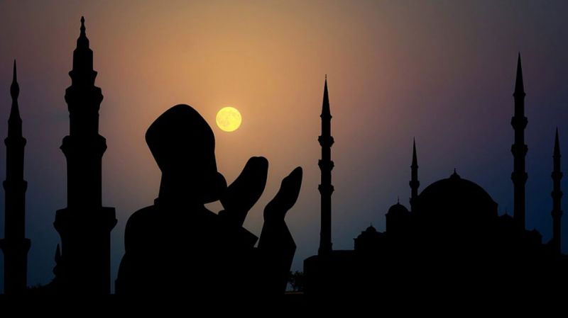 Ramadan completes after seeing the moon of Shawwal