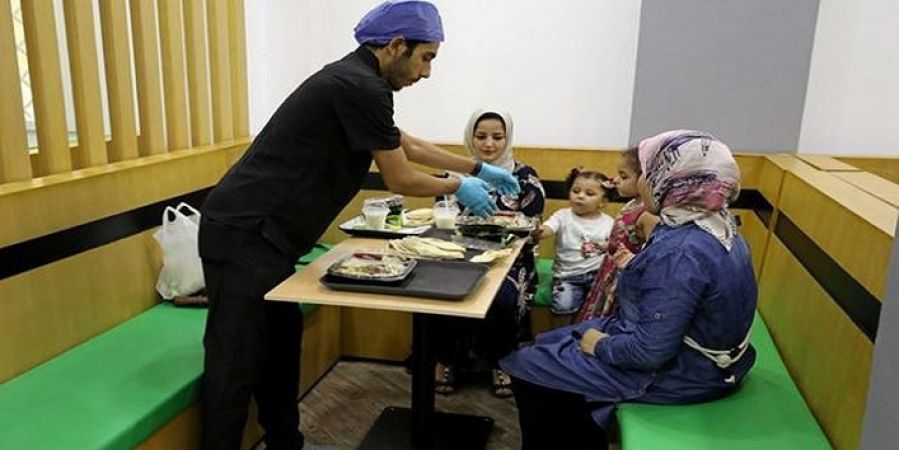 मिस्त्र में है एक ऐसा होटल, जहाँ डॉक्टर्स करते हैं खाना सर्व