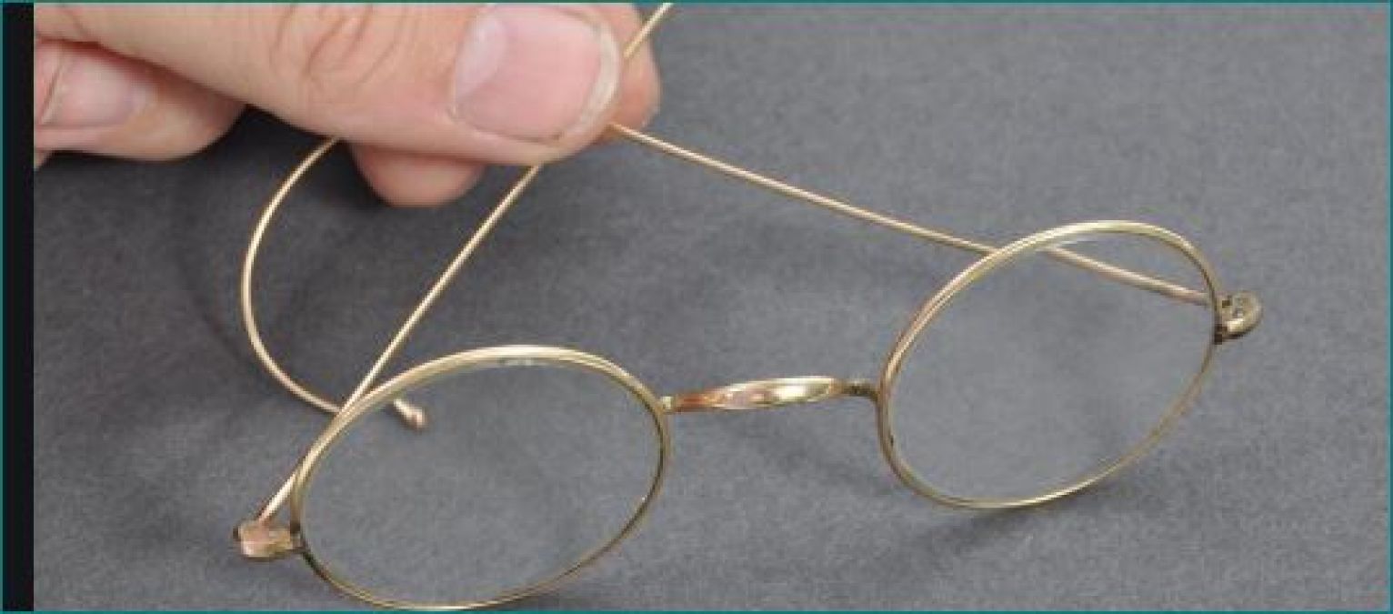 Pair of Mahatma Gandhi's glasses sold for Rs 2.55 crore