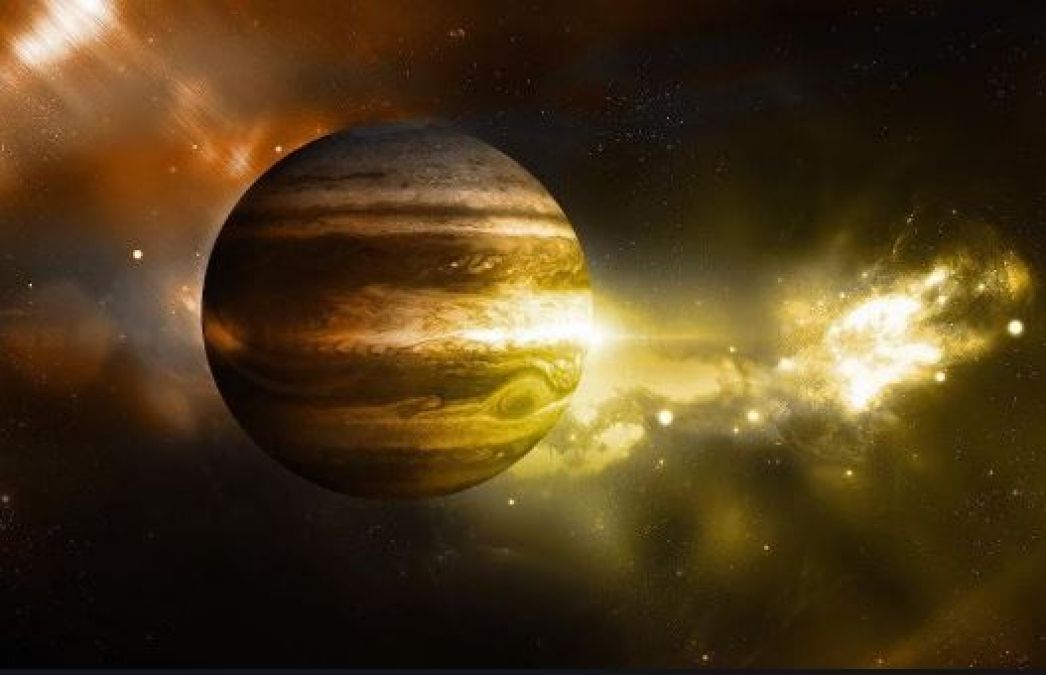 पीले रंग का होता है Jupiter, जानें इसके बारे में अनजाने तथ्य