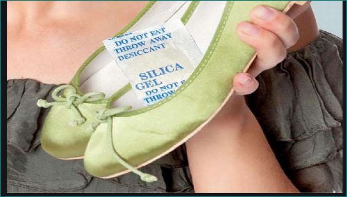 Know use of silica gel which comes in the packets of goods