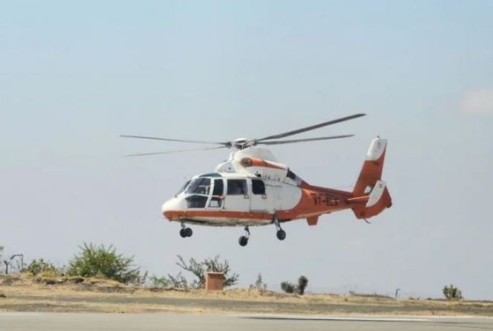 A teacher booked a helicopter to go back home from school on his retirement day