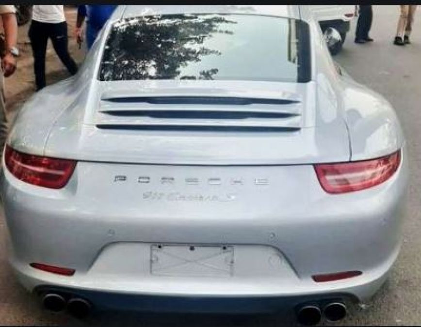 Porsche car fined for challan of 9 lakh rupees