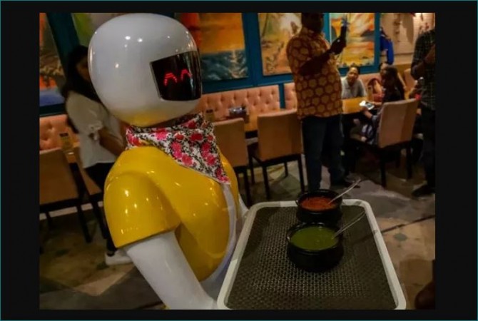 First Cafe In North India To Be Served By A Robot