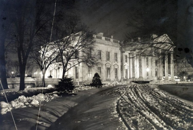 अमेरिकी राष्ट्रपति के घर रहती है अब्राहम लिंकन की आत्मा, इन लोगों ने किया दावा
