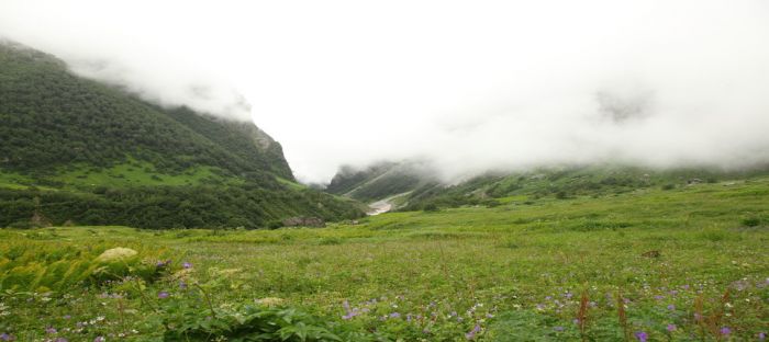 ढूढ रहे है स्वर्ग जाने का रास्ता तो ज़रूर जाए भारत के इस आखिरी गाँव में