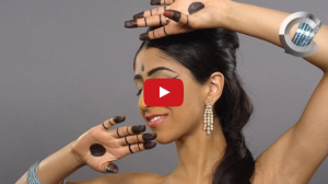 डेढ़ मिनट के विडियो में समाई है पिछले 100 सालों में बदलती भारतीय महिलाओ की सुंदरता, खुद ही देख लीजिए