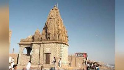 पाकिस्तान के इन हिन्दू मंदिरो में हर मुस्लिम का झुकता है सिर