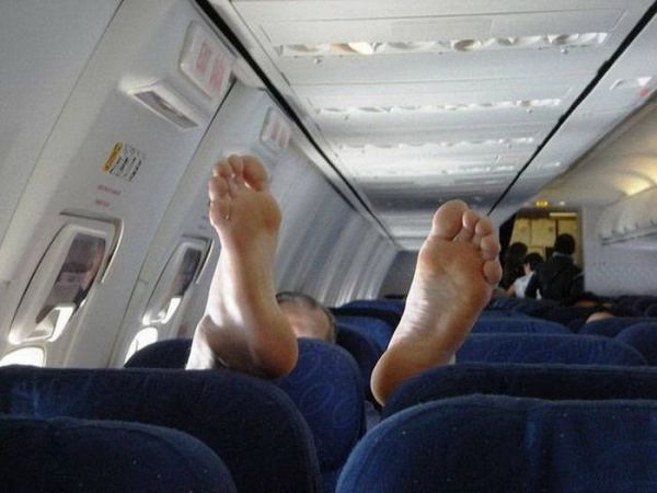 Photos : जिन Airplane को आप क्लासी समझते हैं, उनका कुछ ऐसे मज़ाक बनाते हैं लोग