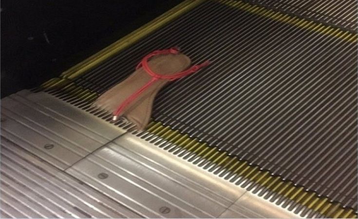 हैरान रह जायेंगे Escalator के एक्सीडेंट की इन तस्वीरों को देखकर