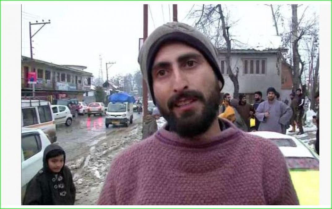 Kashmiri youth make snow car, dream is to build Taj Mahal