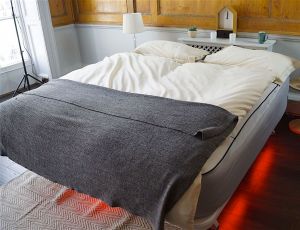 अब आ गया है Smart Bed जो देगा आपको खर्राटों से मुक्ति